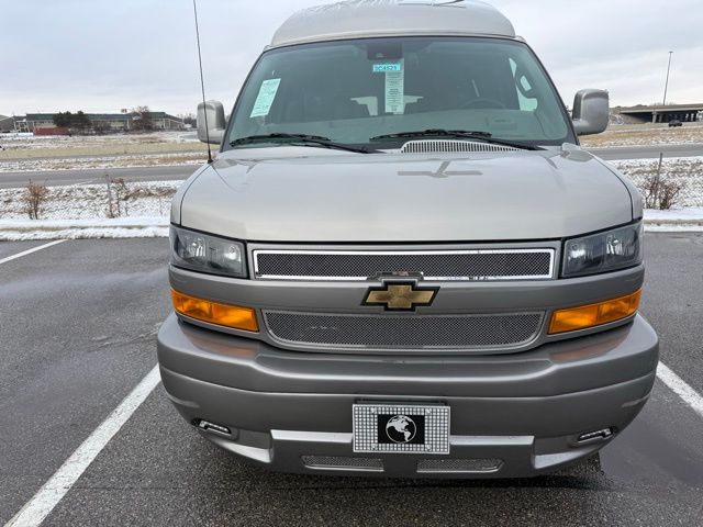 New 2026 Chevrolet Express 2500 - photo 2