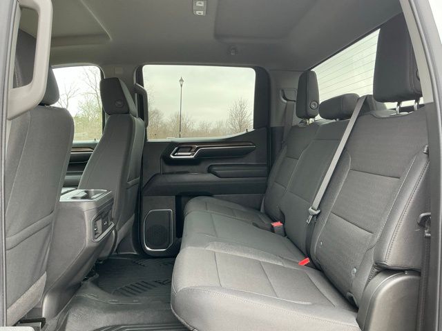 New 2026 Chevrolet Silverado 1500 - photo 2