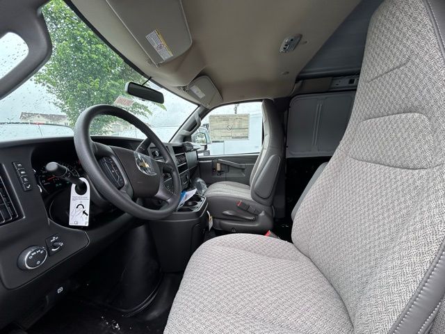 New 2025 Chevrolet Express 2500 Empty Cargo Van - photo 9