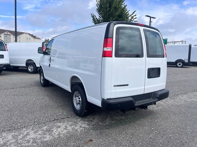 New 2025 Chevrolet Express 2500 Empty Cargo Van - photo 4