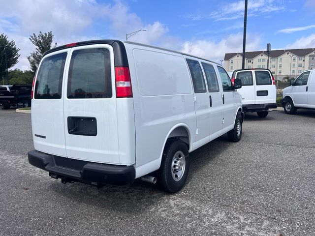 New 2025 Chevrolet Express 2500 Empty Cargo Van - photo 9