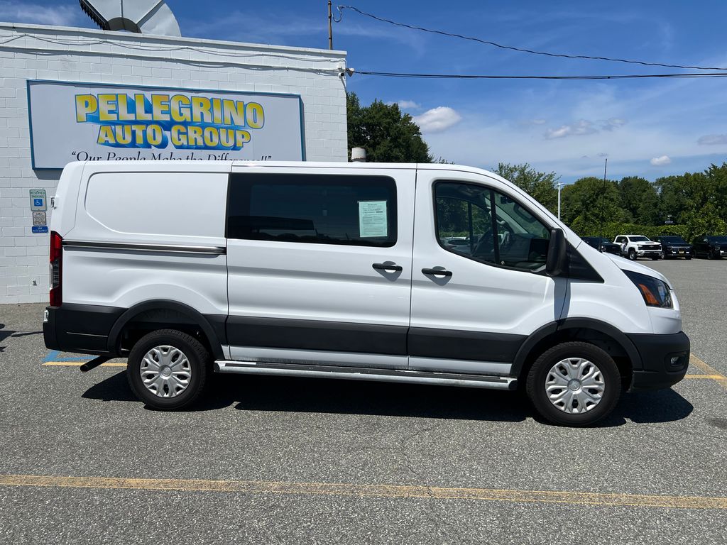 Used 2025 Ford Transit 250 - photo 2