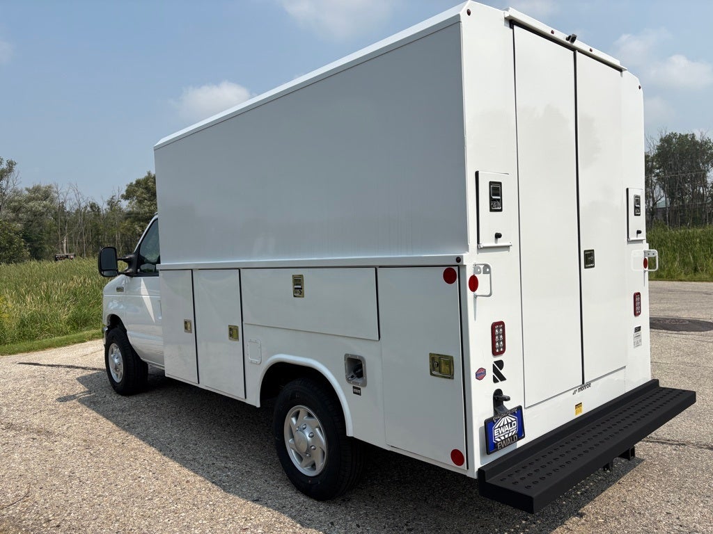 New 2025 Ford E-350 Cutaway - photo 6