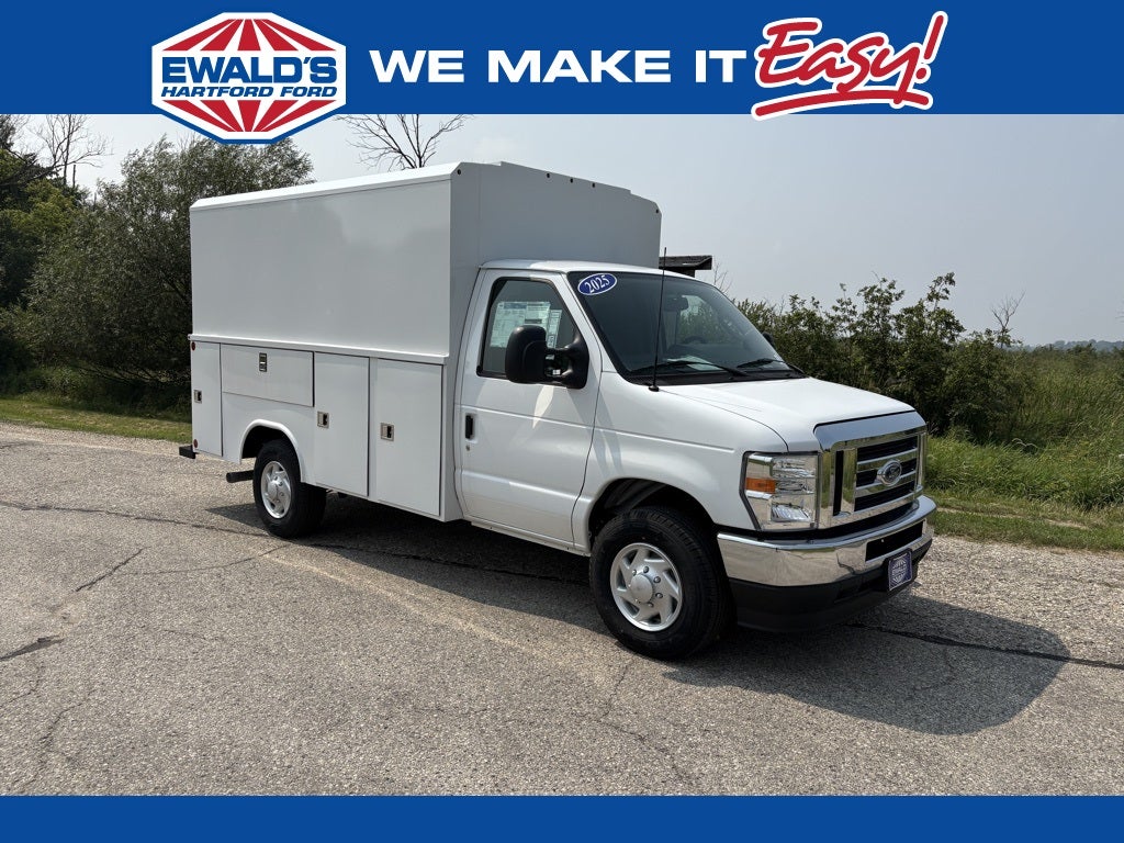 New 2025 Ford E-350 - photo 1
