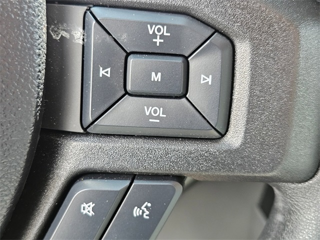 New 1996 Ford E-450 Cutaway - photo 16