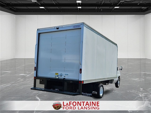 New 1996 Ford E-450 Cutaway - photo 6