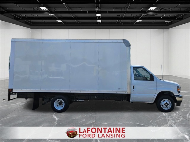 New 1996 Ford E-450 Cutaway - photo 7