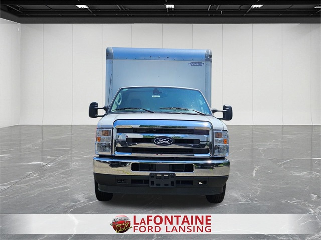 New 1996 Ford E-450 Cutaway - photo 9