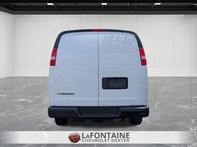 New 2025 Chevrolet Express 2500 Empty Cargo Van - photo 4