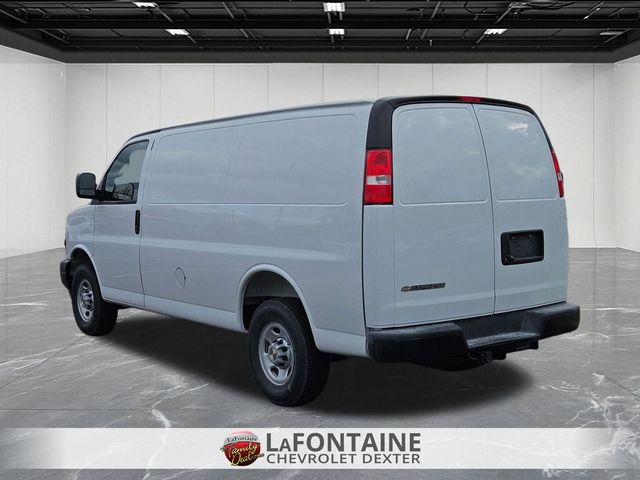 New 2025 Chevrolet Express 2500 Empty Cargo Van - photo 3