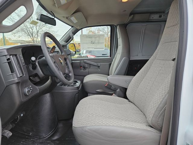 New 2025 Chevrolet Express 2500 - photo 2