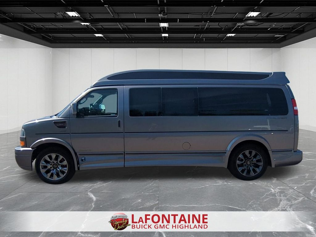 New 2025 GMC Savana 2500 Empty Cargo Van - photo 10