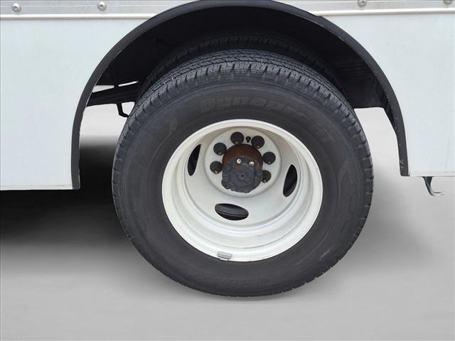 Used 2024 Ford E-450 Cutaway - photo 12