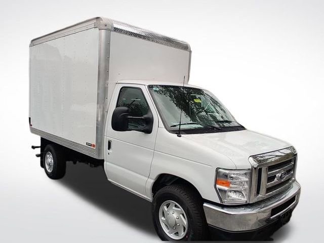 New 2025 Ford E-350 Cutaway - photo 4