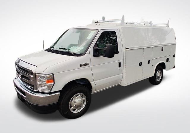 New 2025 Ford E-350 Cutaway - photo 3