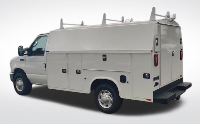 New 2025 Ford E-350 Cutaway - photo 7
