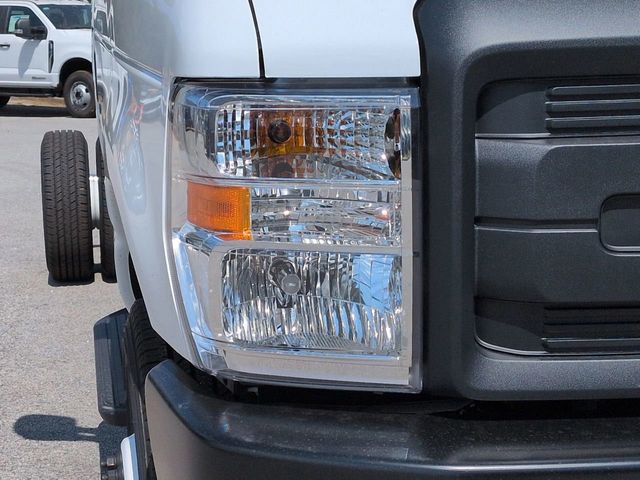 New 1996 Ford E-450 Cutaway - photo 11