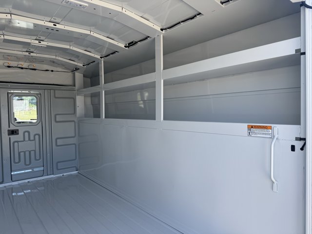 New 2026 Ford E-350 Cutaway - photo 7