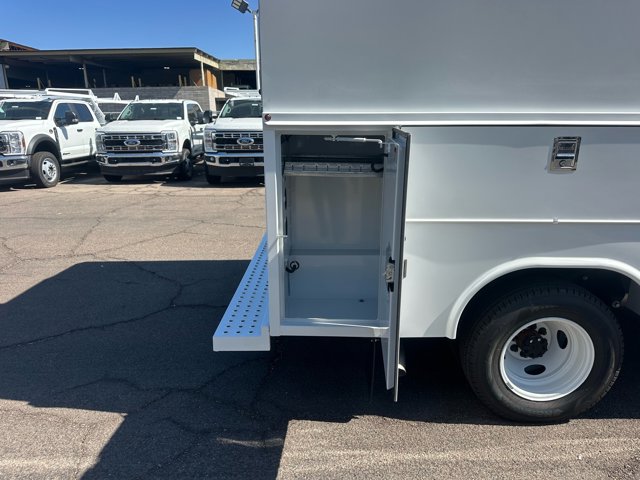 New 2026 Ford E-350 Cutaway - photo 11