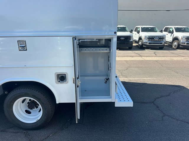 New 2026 Ford E-350 Cutaway - photo 19