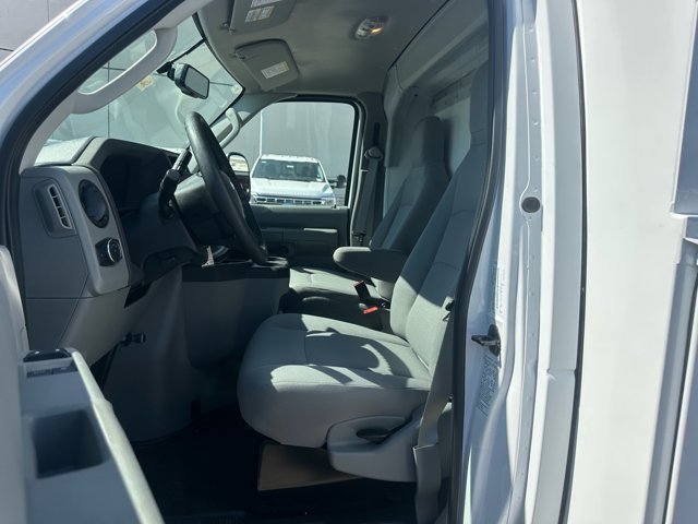 New 2026 Ford E-350 Cutaway - photo 24