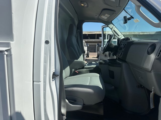 New 2026 Ford E-350 Cutaway - photo 25