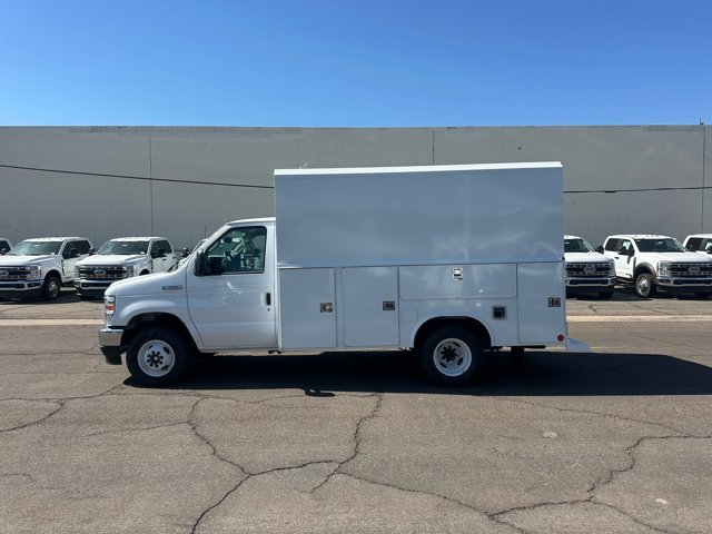 New 2026 Ford E-350 Cutaway - photo 5