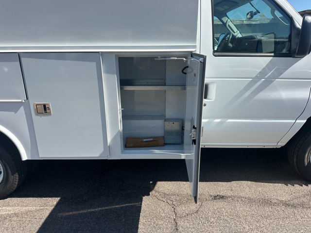 New 2026 Ford E-350 Cutaway - photo 8