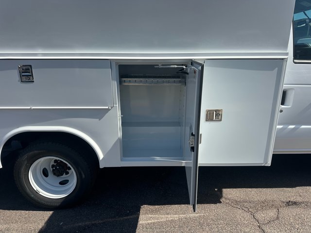 New 2026 Ford E-350 Cutaway - photo 9