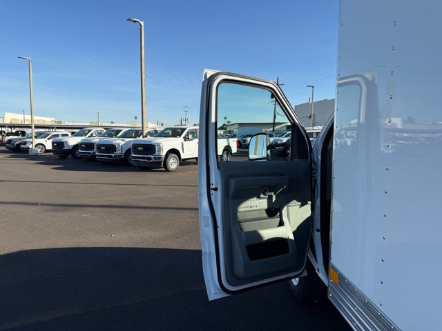 New 2027 Ford E-450 Cutaway - photo 13