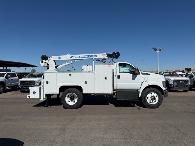 New 2026 Ford F-750 - photo 2