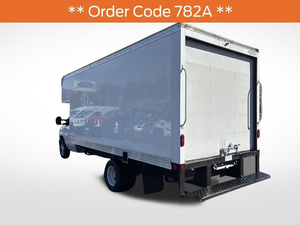 New 1996 Ford E-450 Cutaway - photo 3