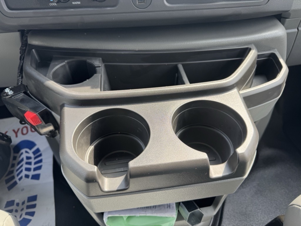 New 1996 Ford E-450 Cutaway - photo 16