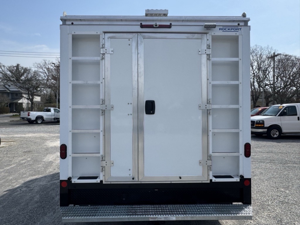 New 1996 Ford E-450 Cutaway - photo 6
