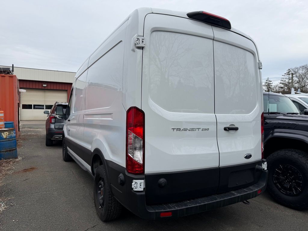Used 2024 Ford Transit 250 - photo 2