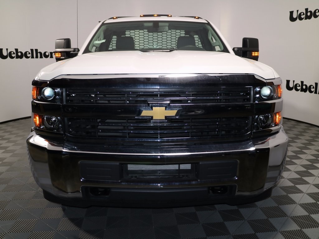 New 2017 Chevrolet Silverado 3500 Work Truck Regular Cab 4x2 9' 6" Knapheide PGNC Gooseneck Flatbed Truck - photo 4