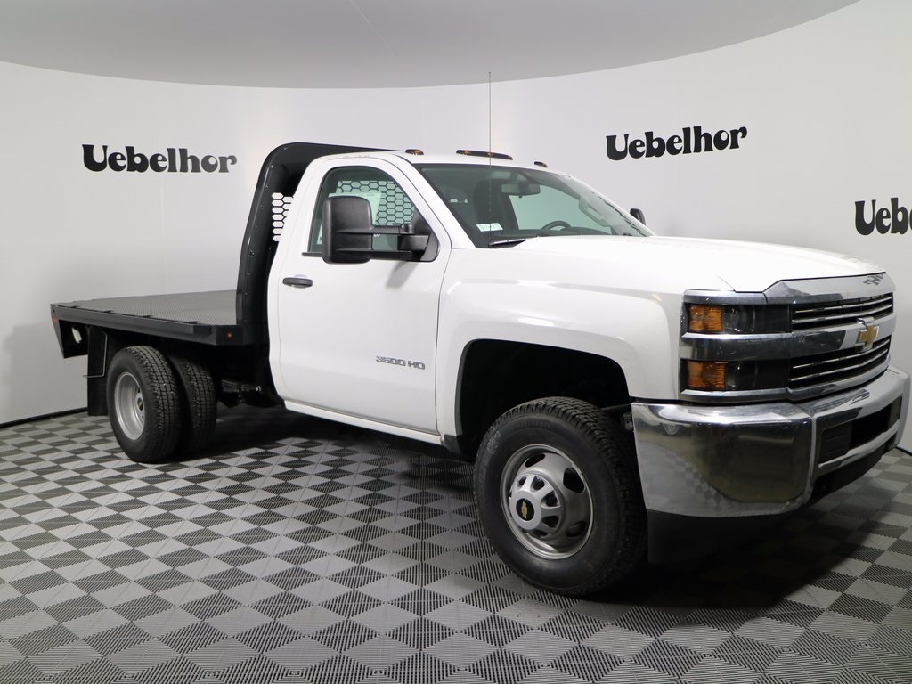 New 2017 Chevrolet Silverado 3500 Work Truck Regular Cab 4x4 11' 6" Knapheide PGNB Gooseneck Flatbed Truck - photo 3