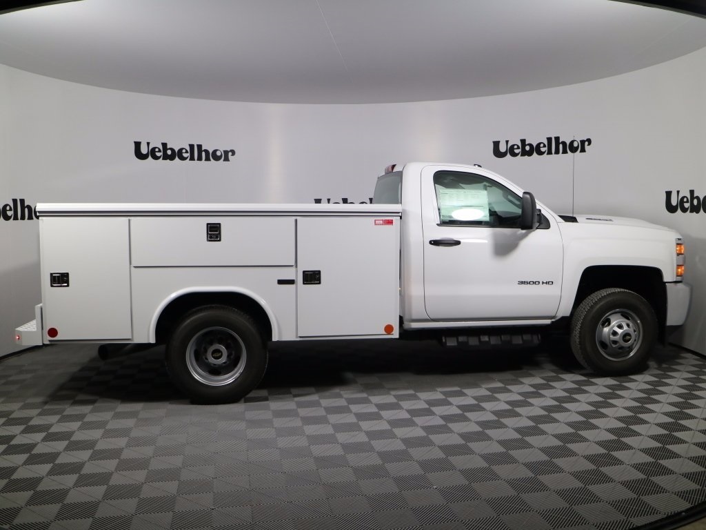 New 2017 Chevrolet Silverado 3500 Regular Cab 4x4 Reading US108-DW 9' Service Truck - photo 3