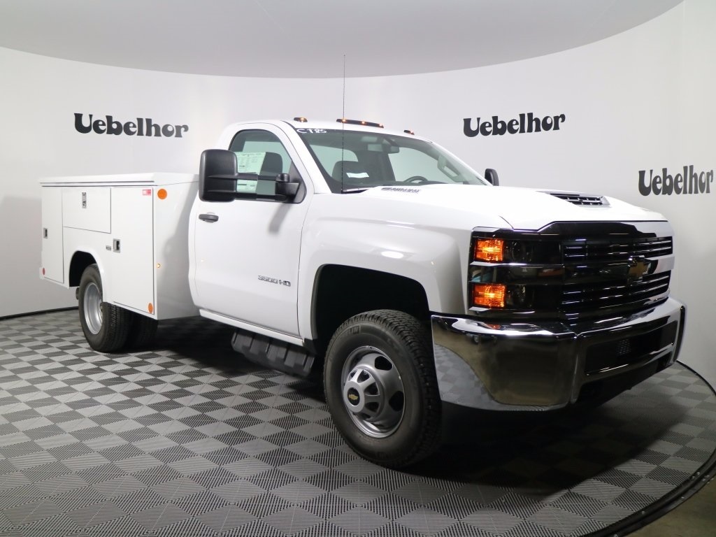 New 2017 Chevrolet Silverado 3500 Regular Cab 4x4 Reading US108-DW 9' Service Truck - photo 4