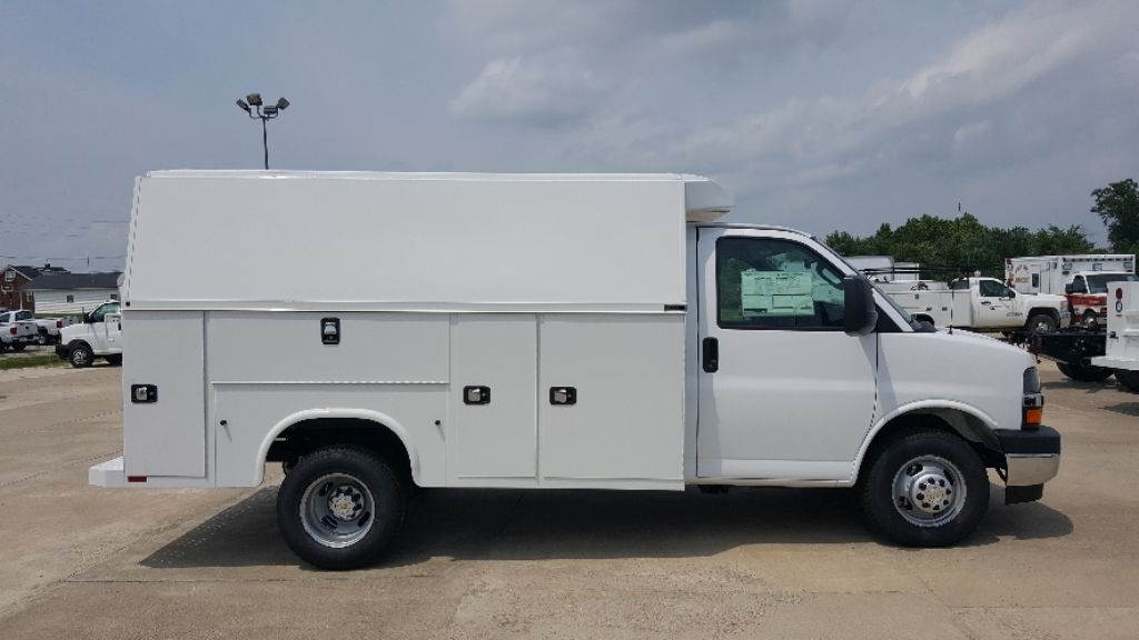 New 2017 Chevrolet Express 3500 10' 9" Knapheide KUV Service Utility Van - photo 3