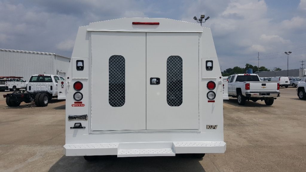 New 2017 Chevrolet Express 3500 - photo 2
