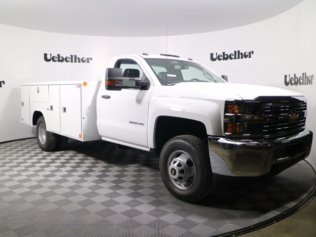 New 2017 Chevrolet Silverado 3500 Regular Cab 4x4 Reading U132-DW 11' Service Truck - photo 4