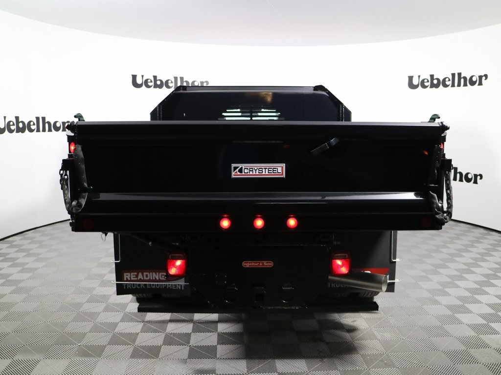 New 2017 Chevrolet Silverado 3500 - photo 2