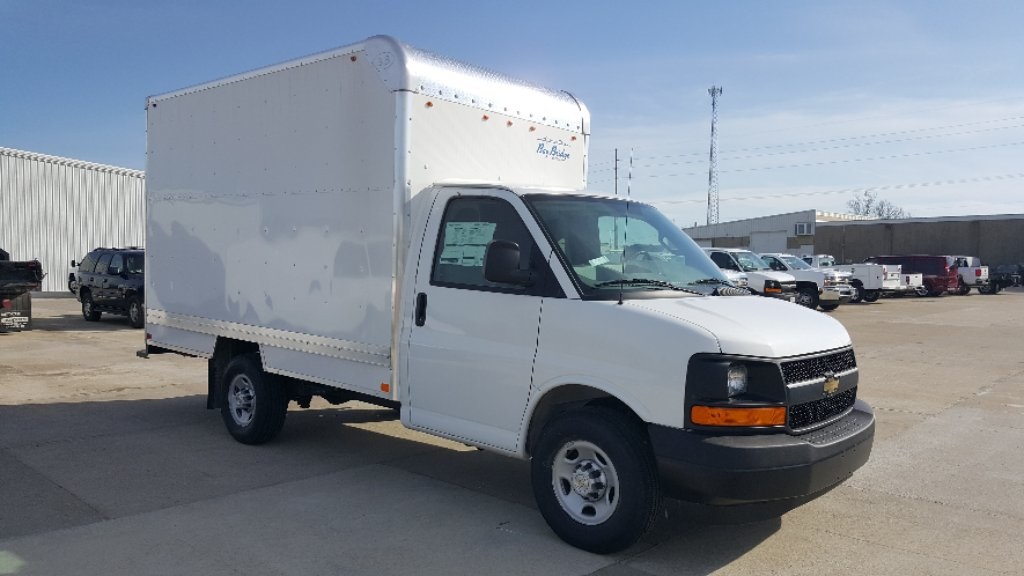 New 2017 Chevrolet Express 3500 12' Bay Bridge Classic Box Van - photo 3