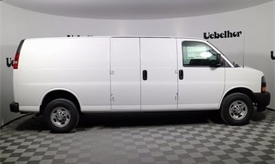 New 2018 Chevrolet Express 3500 - photo 1