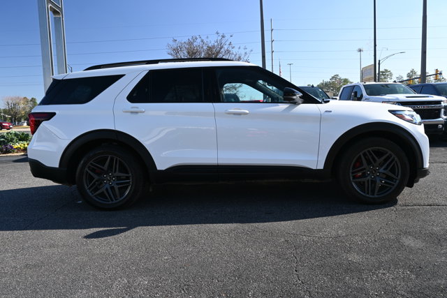 Used 2025 Ford Explorer ST-Line - photo 9
