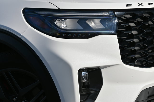 Used 2025 Ford Explorer ST-Line - photo 10