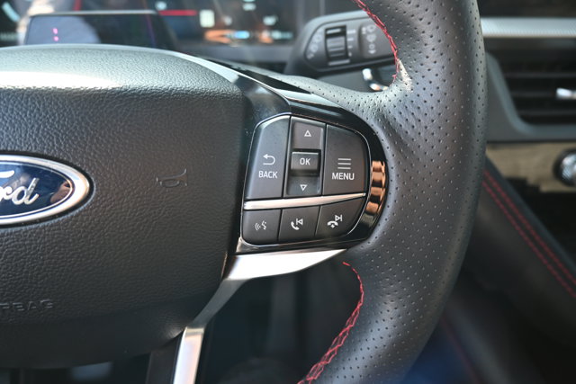 Used 2025 Ford Explorer ST-Line - photo 18