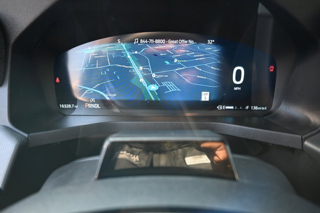 Used 2025 Ford Explorer ST-Line - photo 19