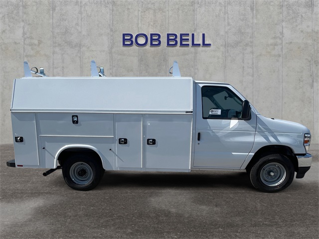 New 2026 Ford E-350 Cutaway - photo 6